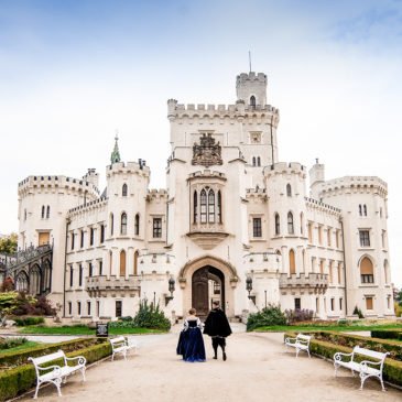 Жанна Пожени в Чехии — свадьба в замке Глубока над Влтавой