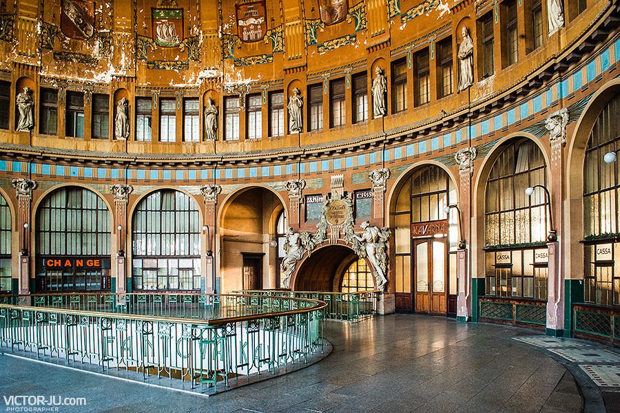 Главный вокзал в Праге - старое здание