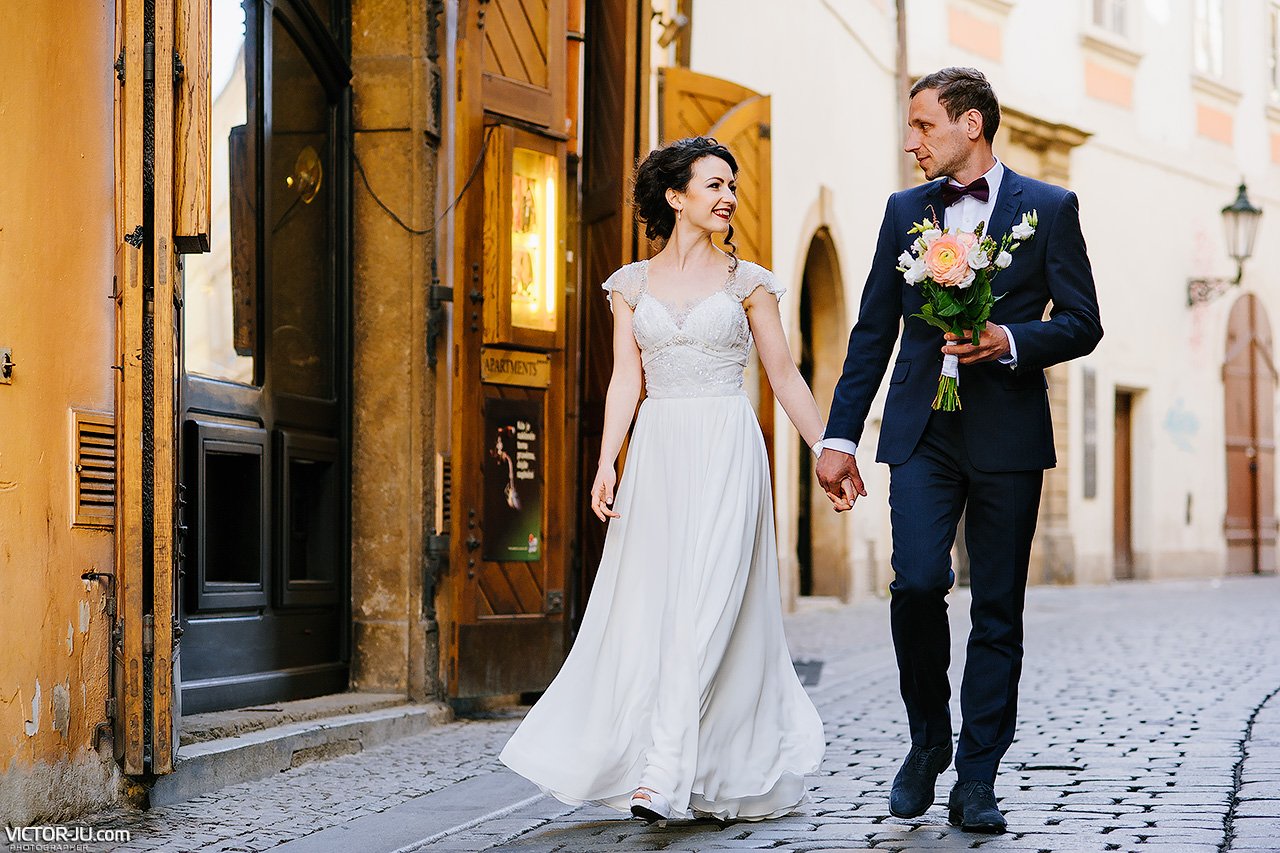 Свадьба в Праге в Ратуше Артема и Ксении