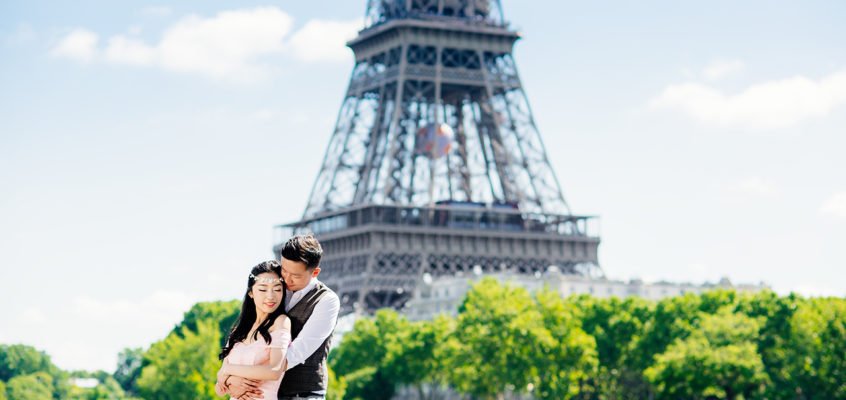 Paris pre wedding photo for a loving couple from Hong Kong – Nicole & Roger