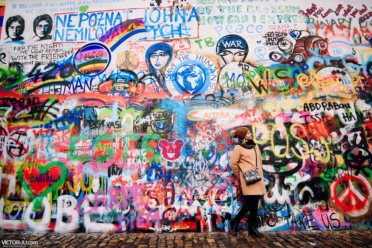 Стена Джона Ленона в Праге 