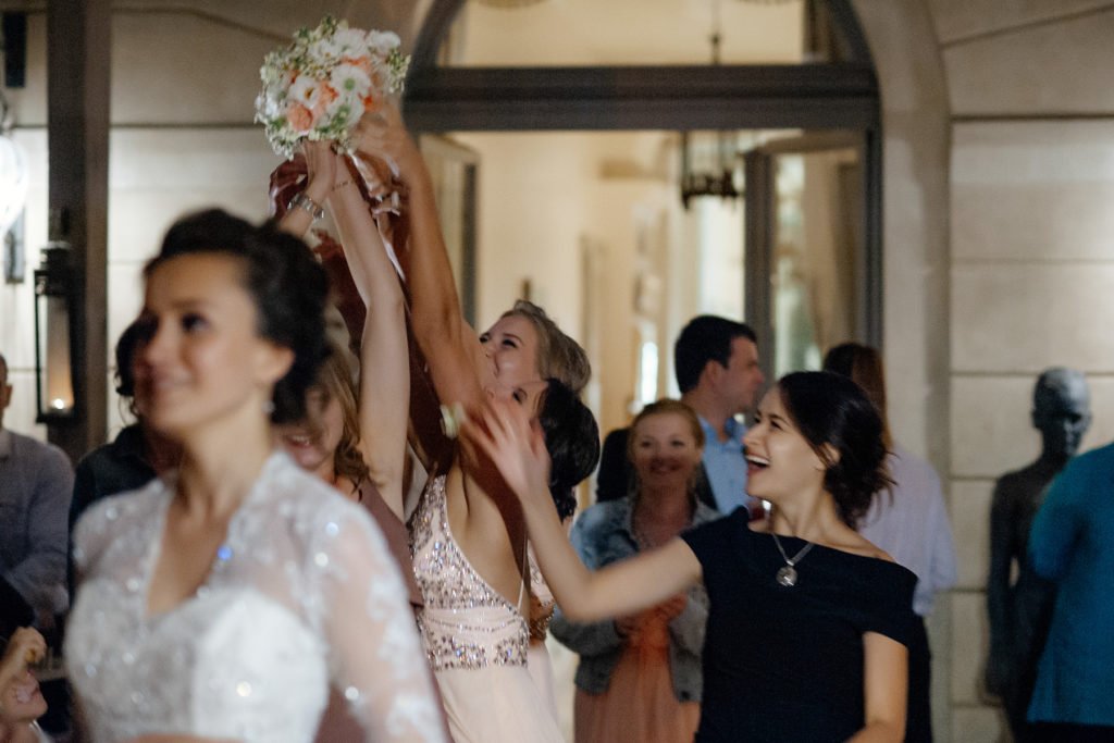Throwing a bouquet at a wedding