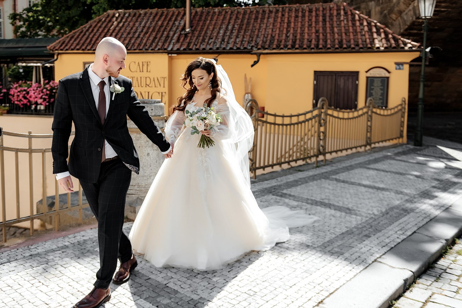 Prague Wedding Photoshoot