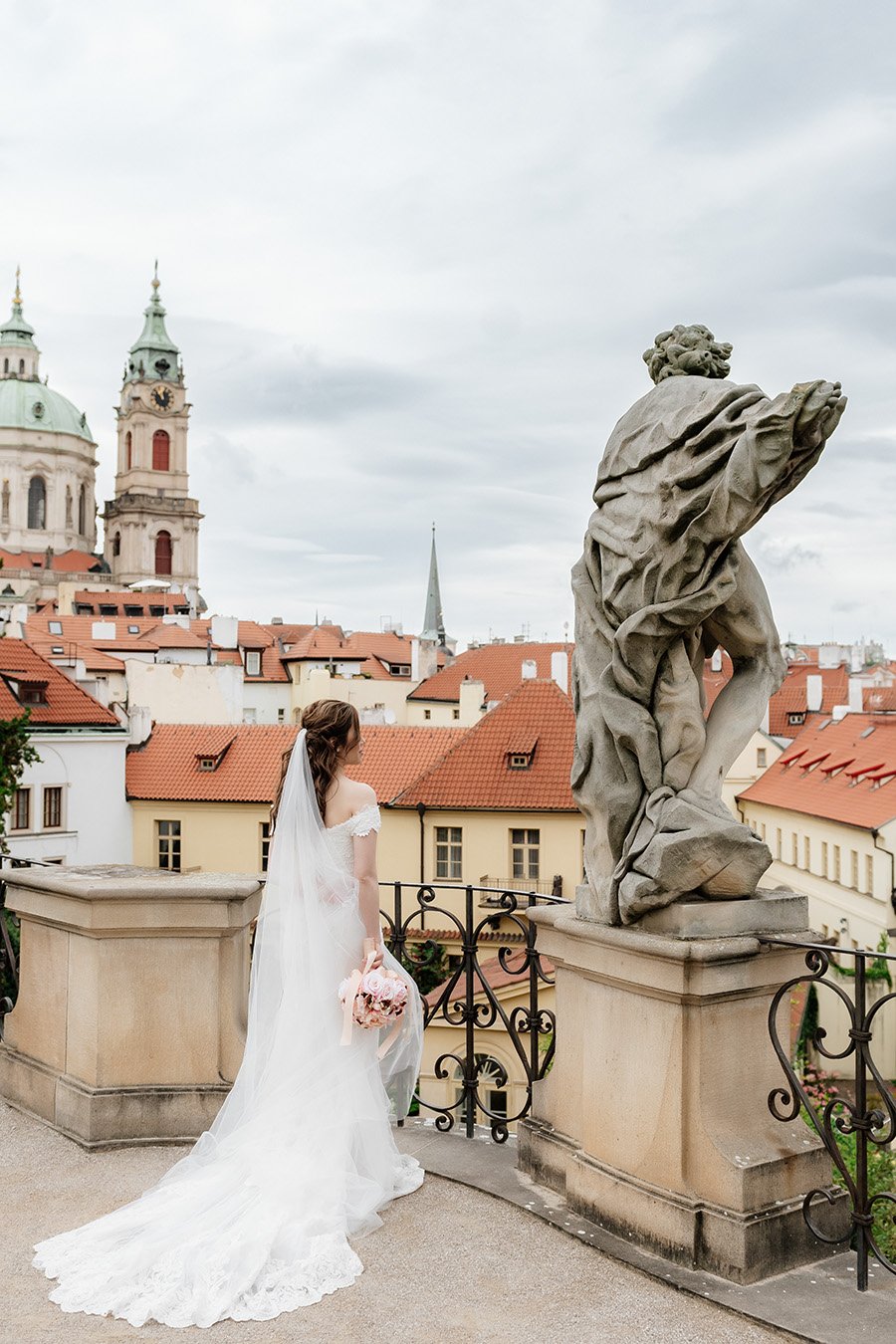 Pre-wedding Photographer in Prague