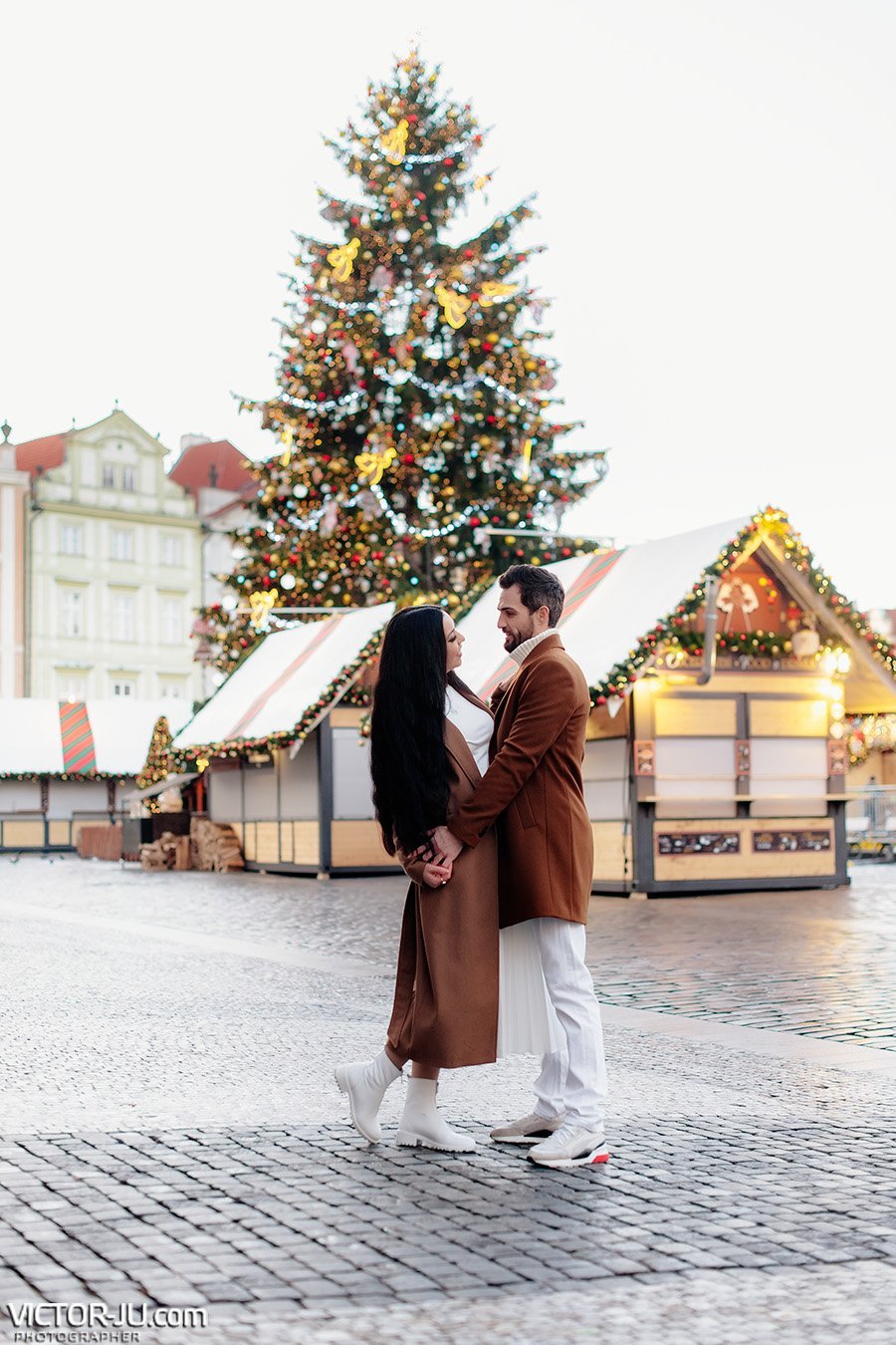 Christmas Photoshoot in Prague